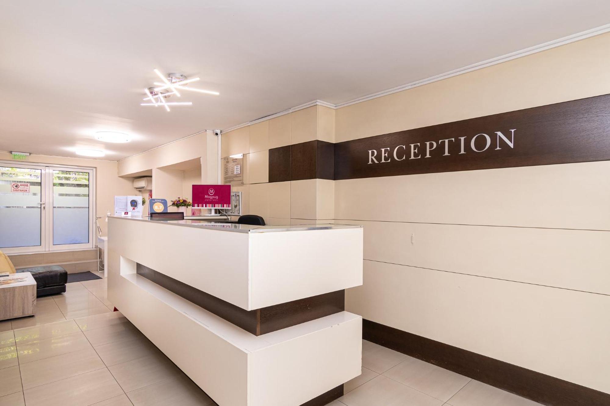 Family Hotel Madrid София Экстерьер фото